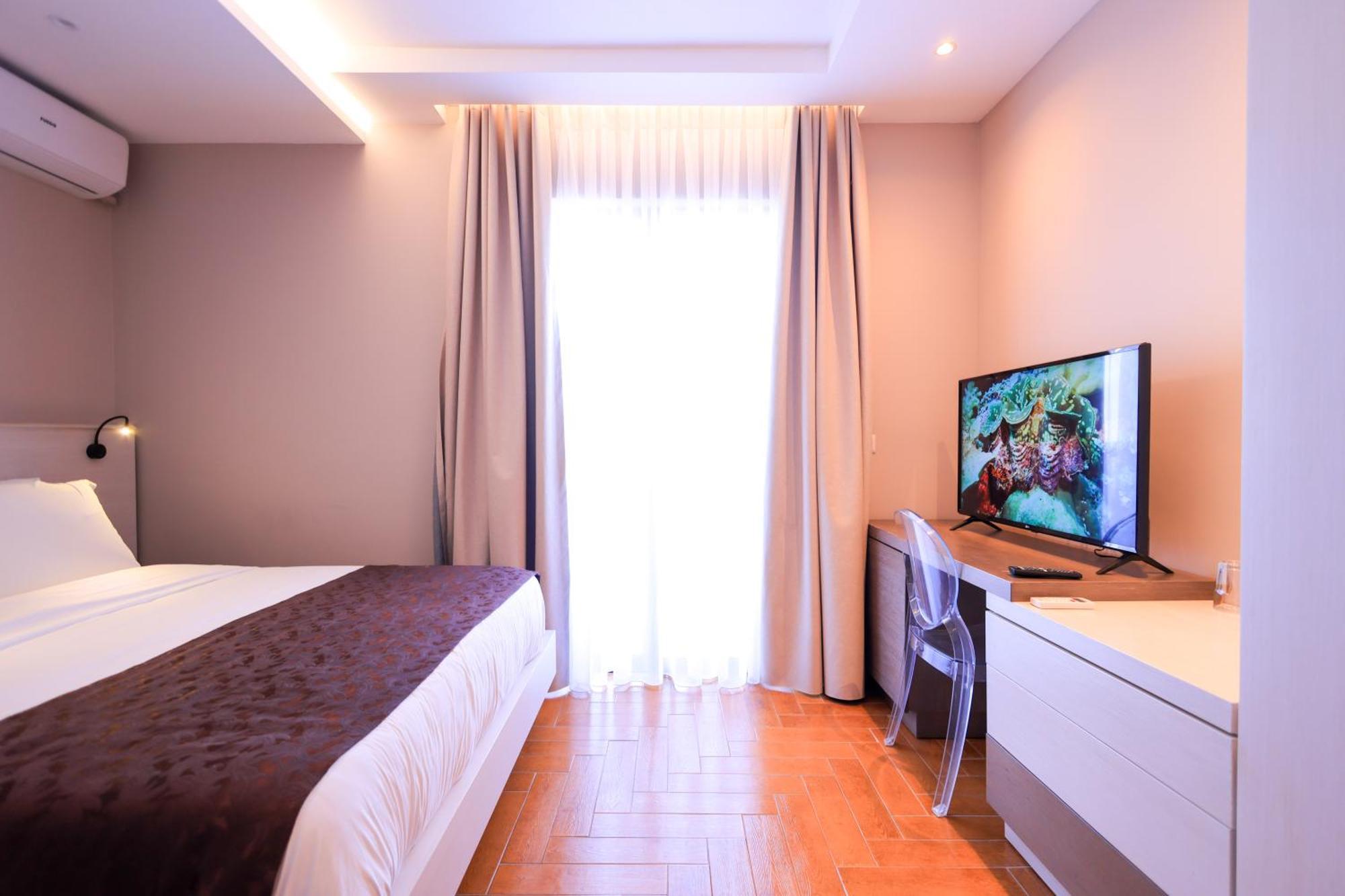 Hotel Apollon Sarande (Adults Only) ภายนอก รูปภาพ