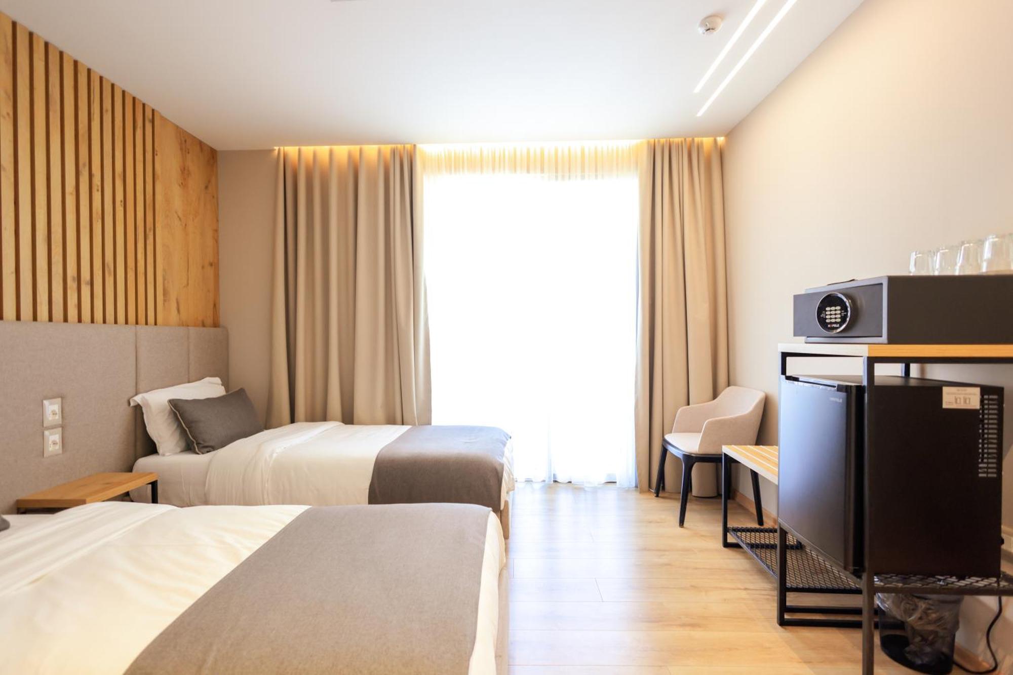 Hotel Apollon Sarande (Adults Only) ภายนอก รูปภาพ